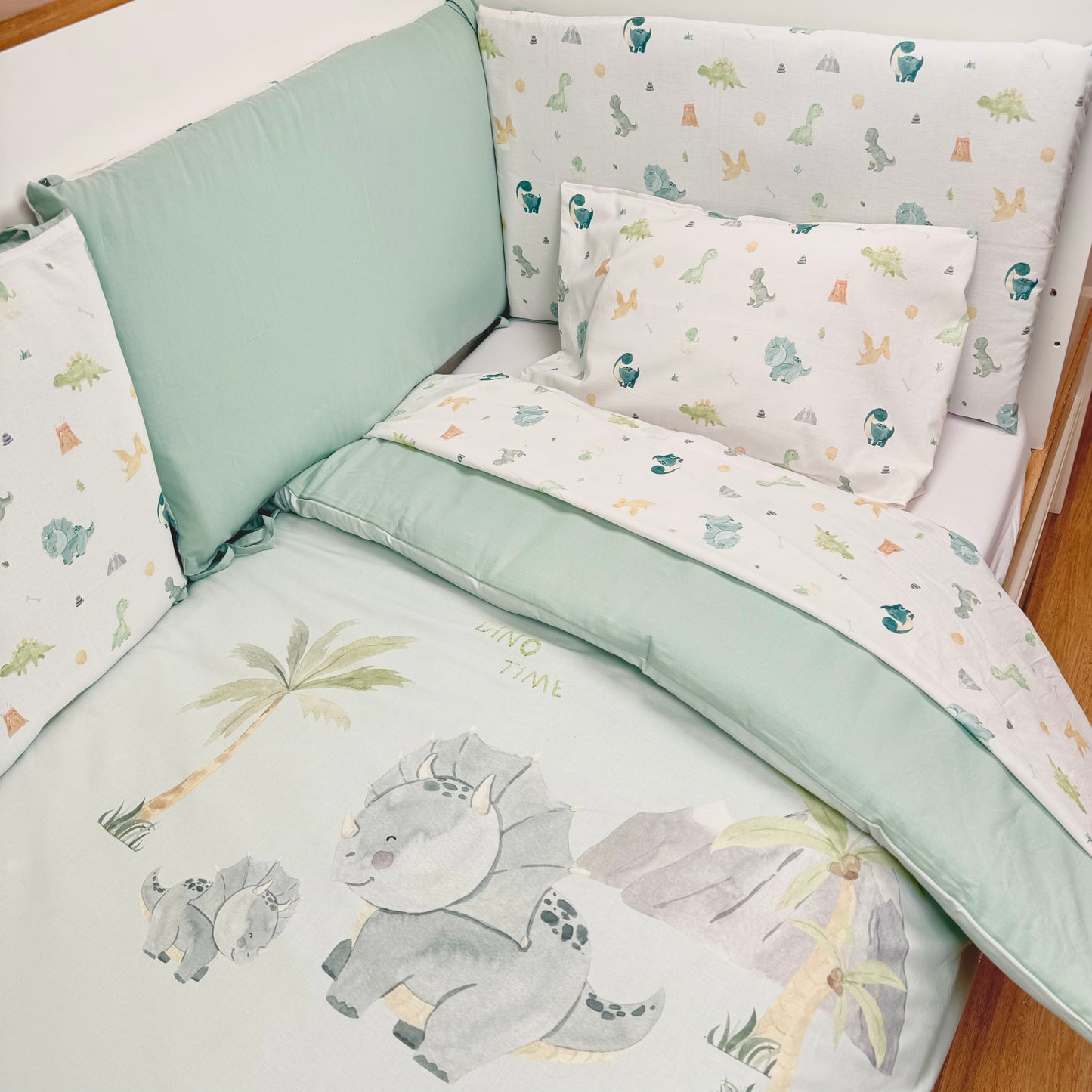 Rainbow Crib Sheet Set